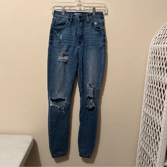 Oasis By Eunina Jeans Women’s Juniors 3 Distressed Faded Skinny - Picture 2 of 13